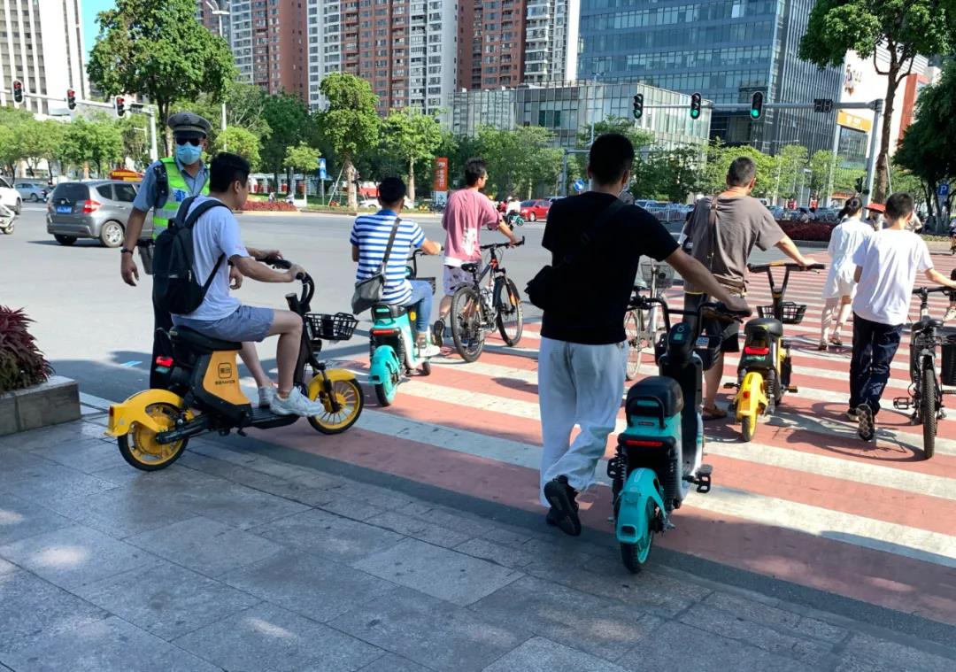 1629339938690057.jpg 8.jpg