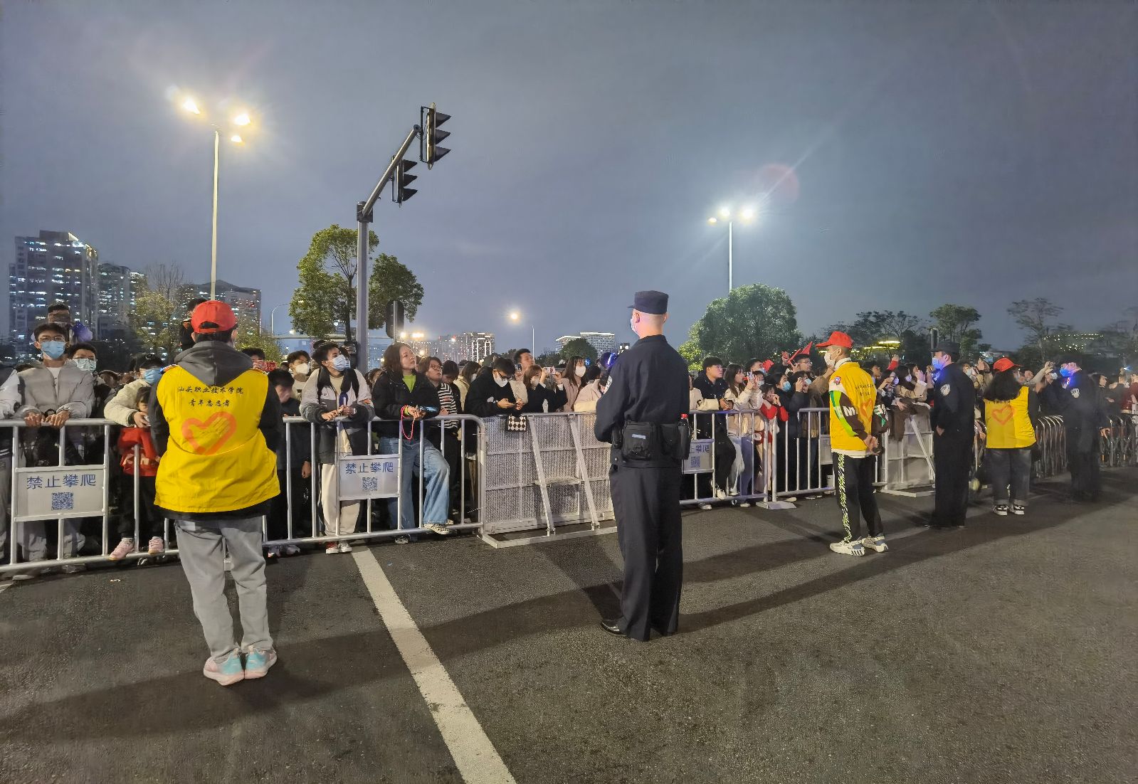 1674612780113811.jpg 1674612780113811.jpg