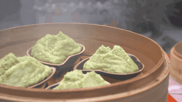 1743990704562135.gif 640.gif